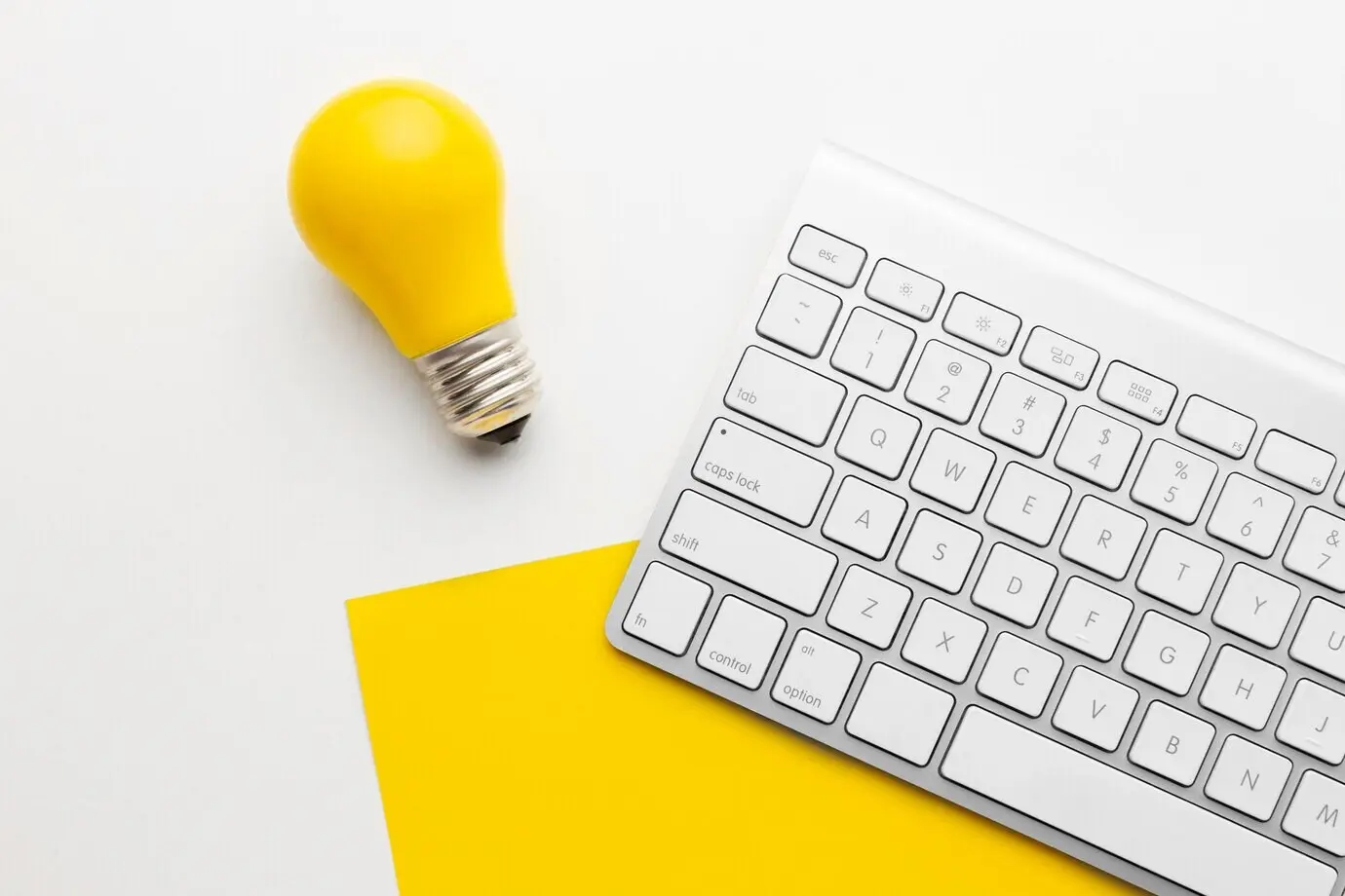 Вид сверху на абстрактную инновационную композицию